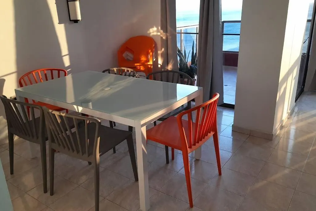 Apartamento Con Hermosa Vista Al Mar Gaira